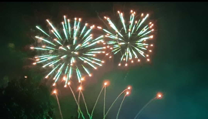 Zum Abschluß gab es wieder ein buntes Feuerwerk 