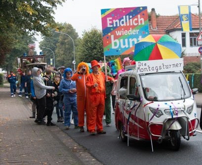 Ein bunter Umzug