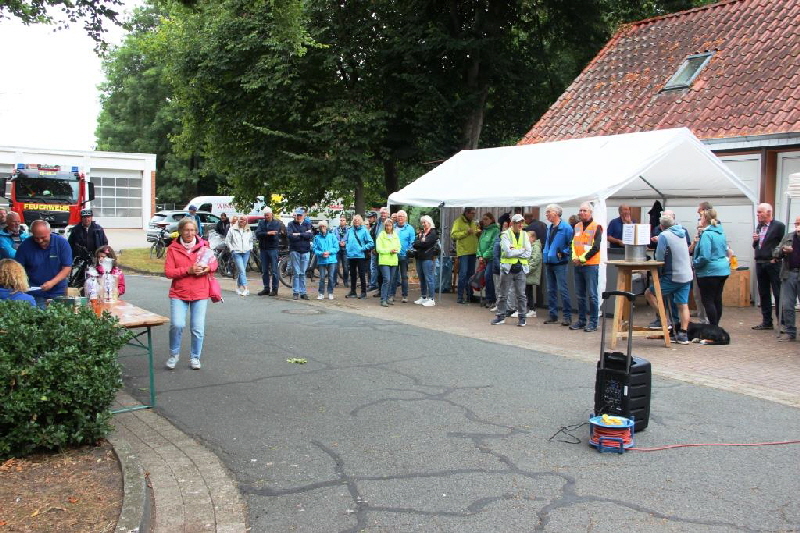 Bei der Tombola wurden 22 Preise verlost